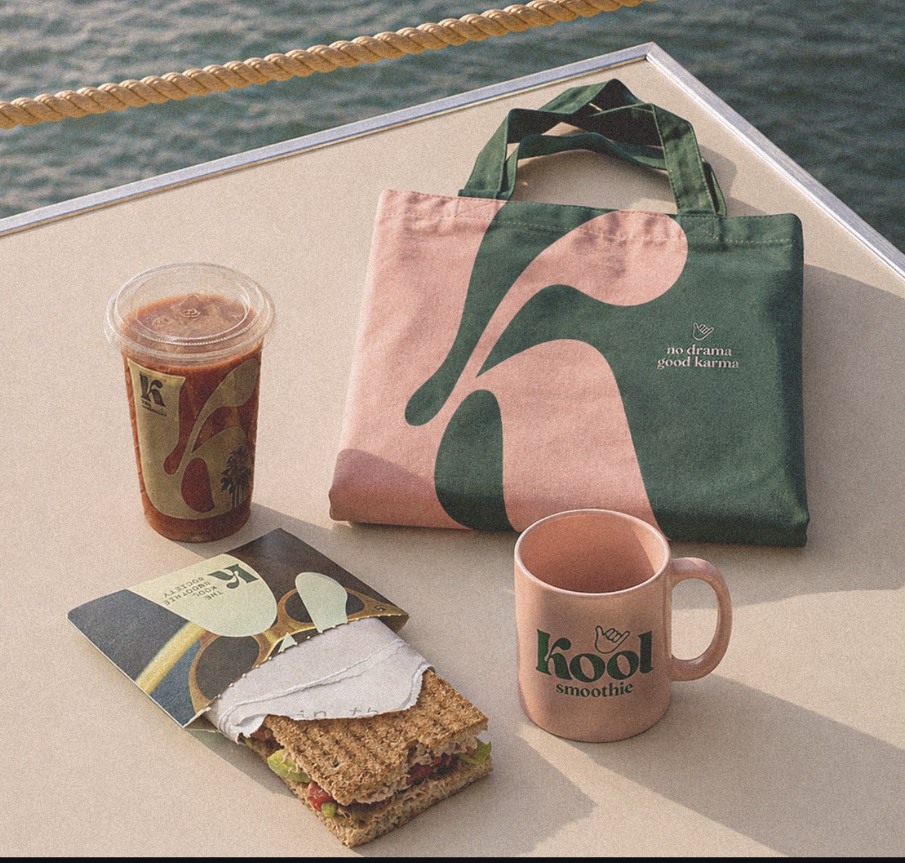 Tote bag, mug et cup Kool Smoothie, no drama good karma